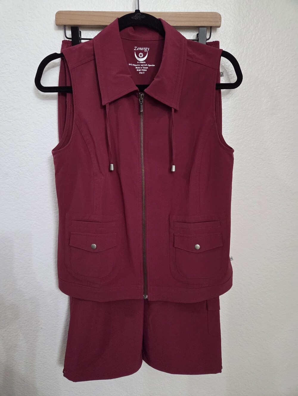 Zenergy By Chico's Vest And Capri Set Women's Size Small